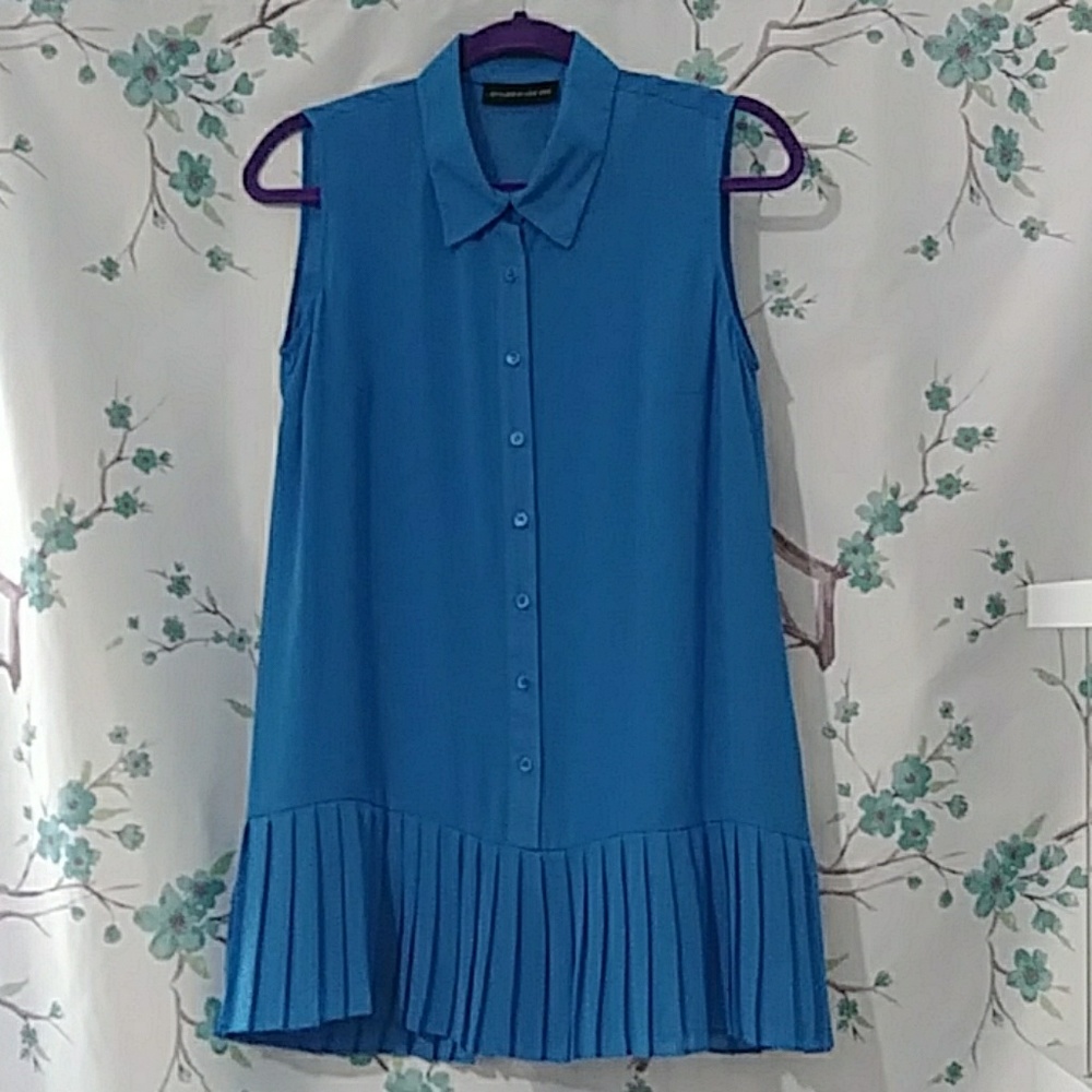 Sleeveless Liquid Knit Button-up Dress With Collar